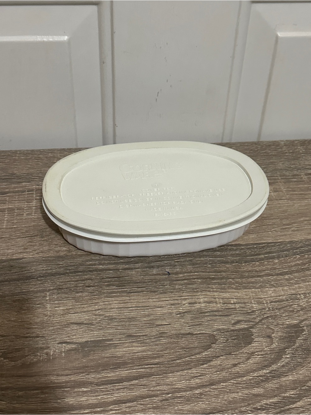 Corning Ware F-15-B French White 15 Oz Oval Dish with Plastic Lid F-15-PC USA